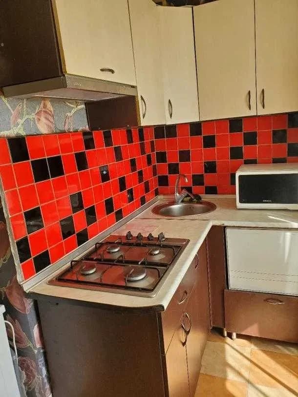 1-кімнатна квартира, Холодногірський: житловий стан, меблі та техніка - фото 3