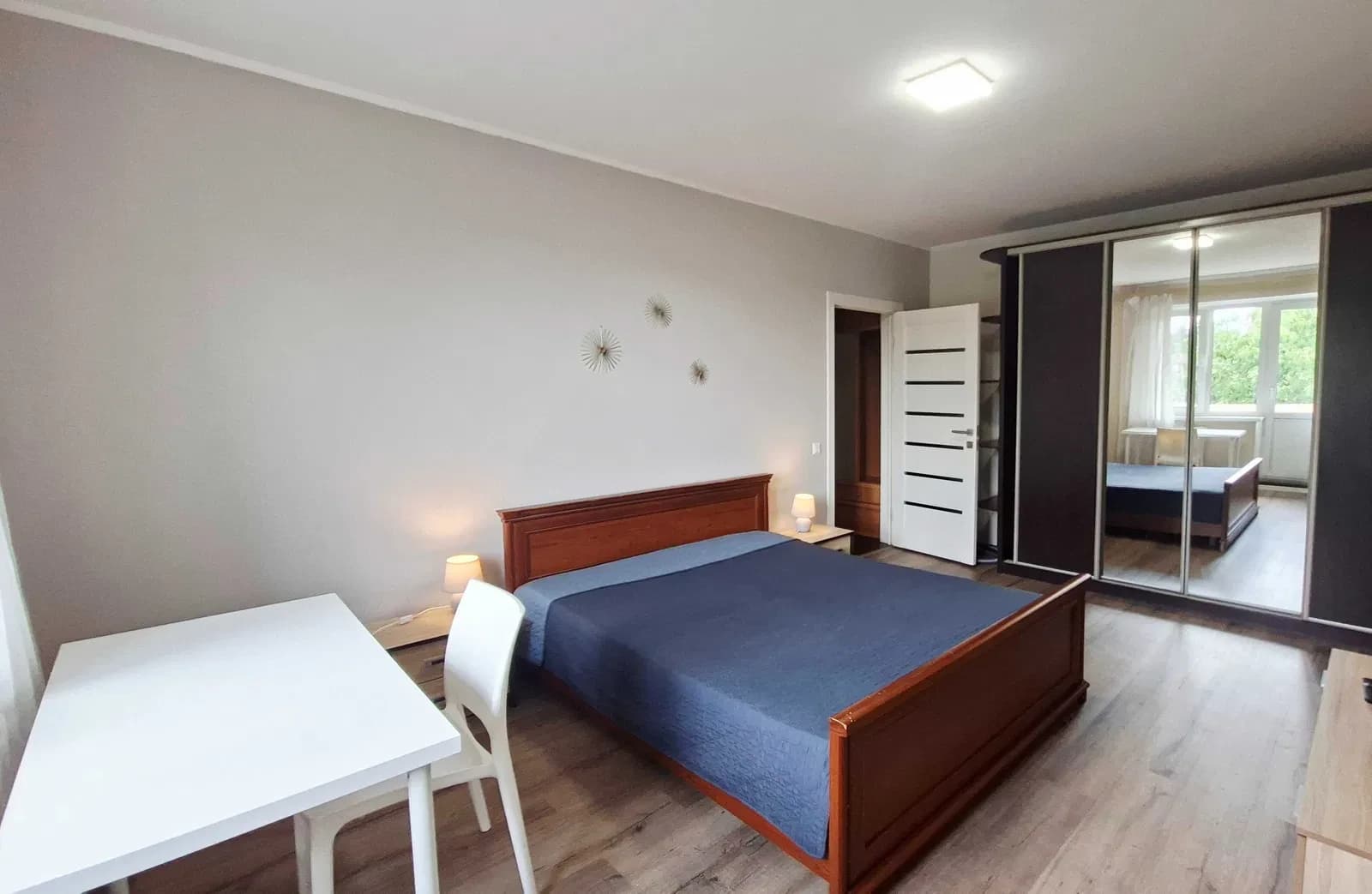 2-кімнатна квартира, Вишгород: кладова 1,6 м², утеплений фасад