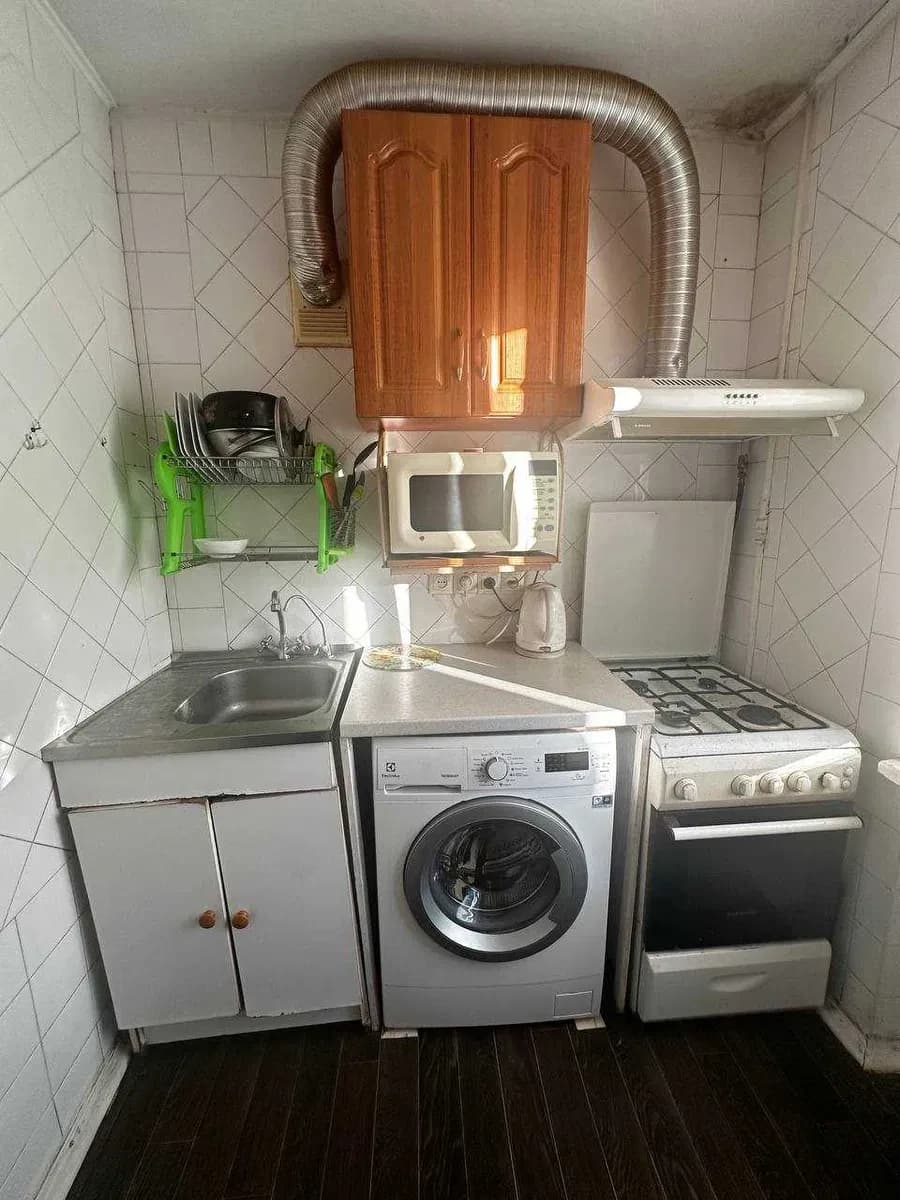 2-кімнатна квартира, Дарницький: газ, засклений балкон - фото 2