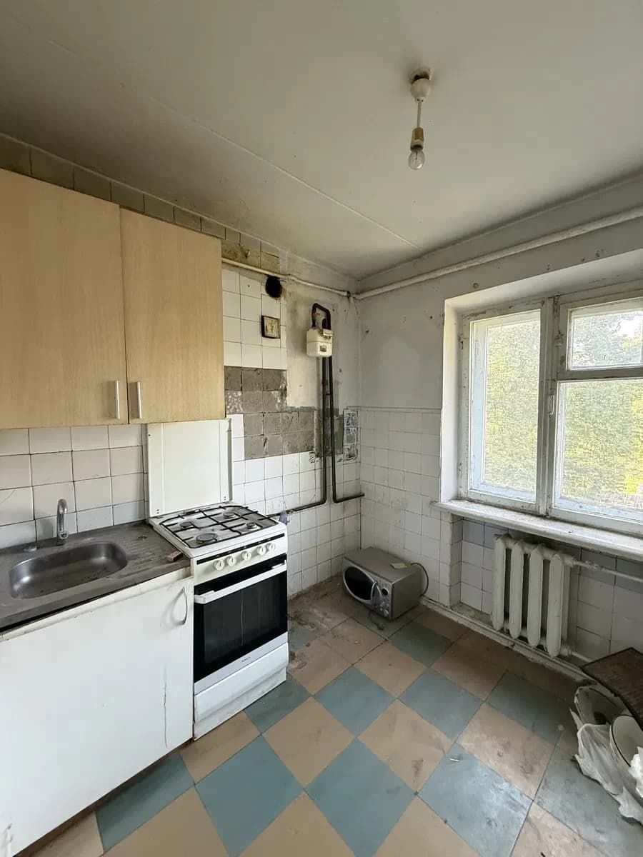 3-кімнатна квартира, Амур-Нижньодніпровський: під ваш ремонт