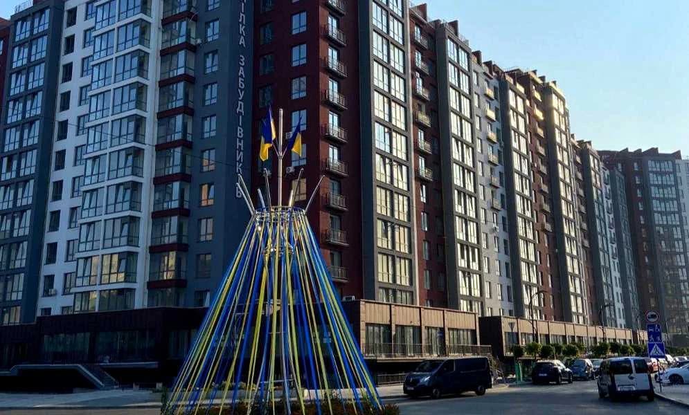 2-кімнатна квартира, Княгинин: краєвид, центральна частина міста - фото 1