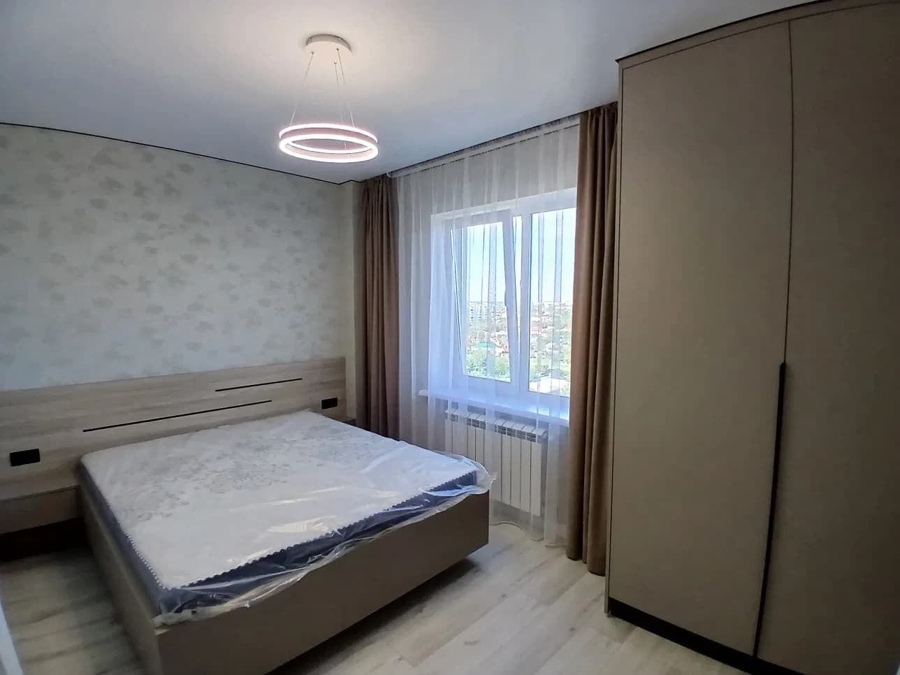 2-кімнатна квартира, Черкаси: євроремонт, кухня-студія 18 м² - фото 2