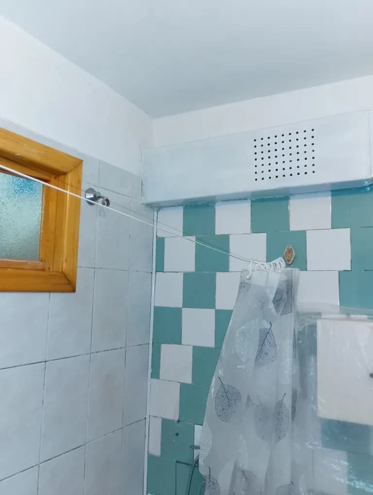 Кімната, Панчішна фабрика: центр, тепла вода цілодобово - фото 3