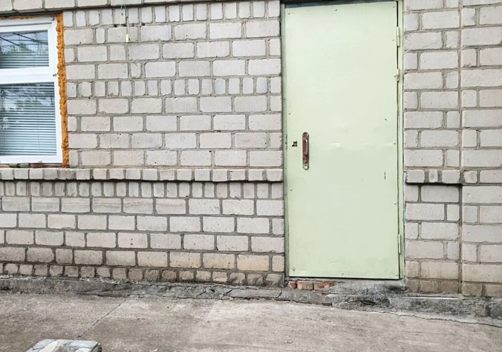 Будинок, Бузьке: дача, цегляні стіни, централізоване опалення - фото 2
