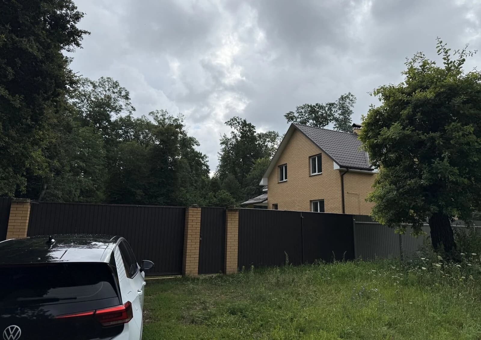 Будинок, Крехаїв: великий балкон, ділянка 20 соток