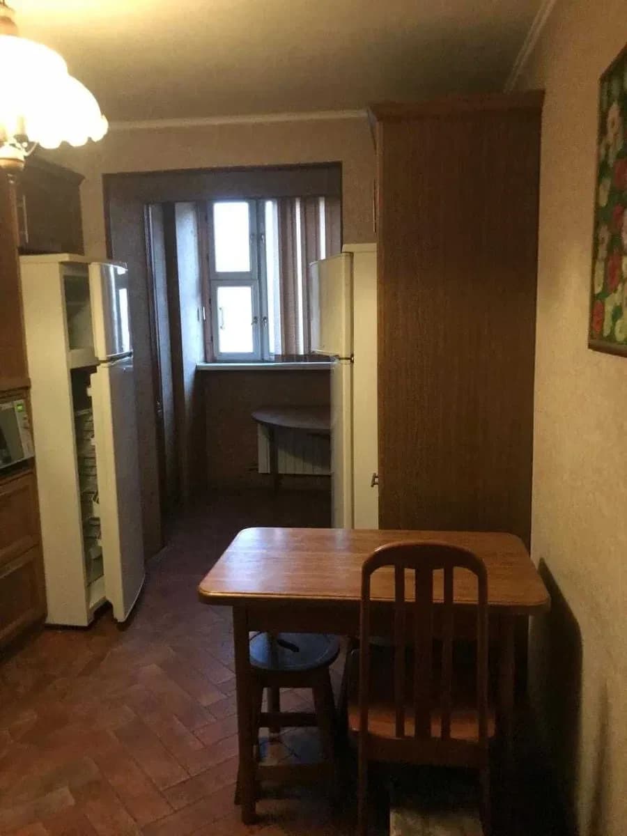 3-кімнатна квартира, Дарницький: два засклені балкони, консьєрж - фото 5