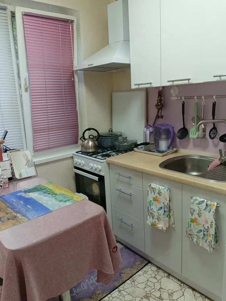 2-кімнатна квартира, Польова: ремонт, меблі, техніка