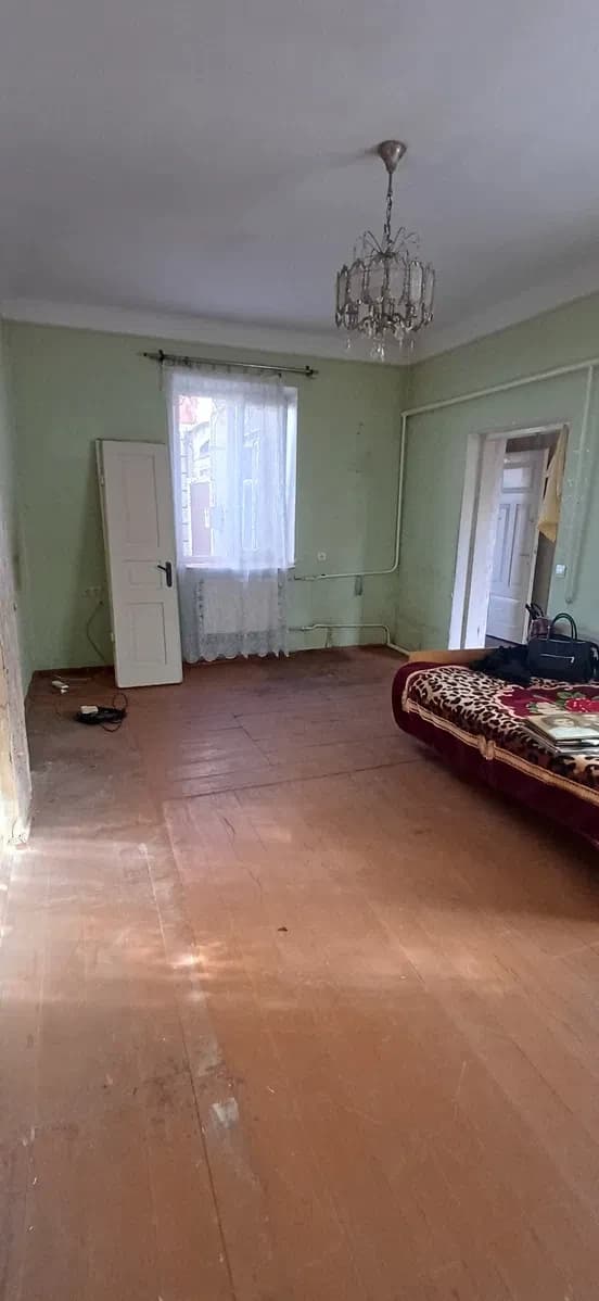 Частина будинку, Луцьк: 2.50 соток, окремий вхід, під ремонт - фото 3