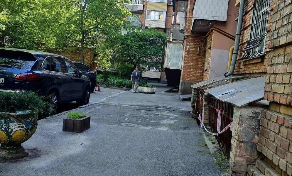 3-кімнатна квартира, Печерський: під офіс нотаріуса, тихий двір - фото 3