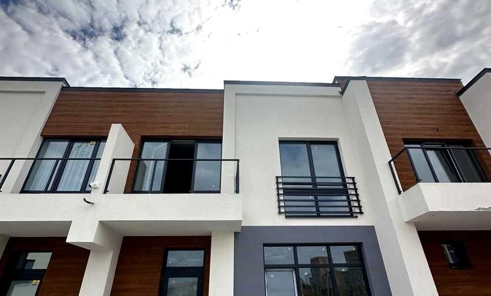 Таунхаус у ЖК City Villa Club: камін, власний двір, 3 санвузли