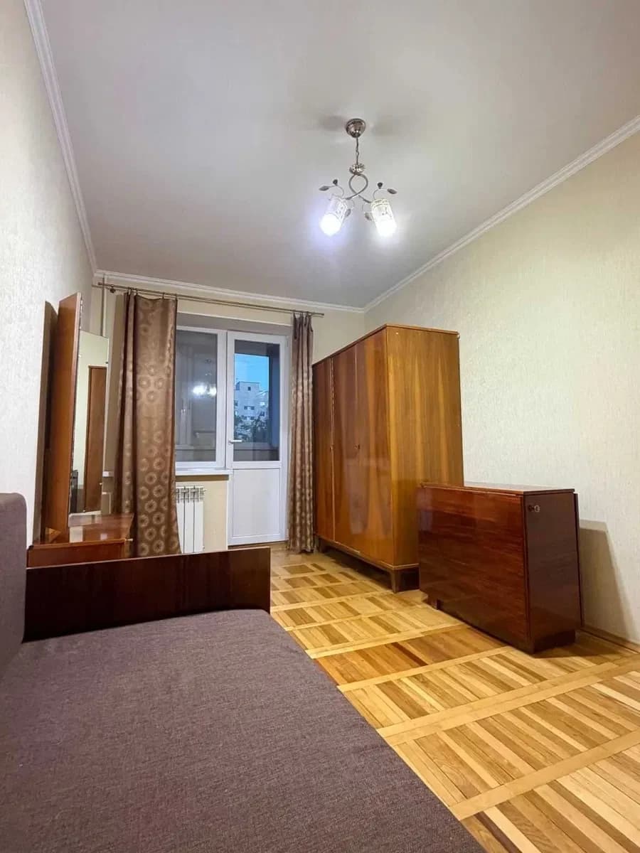 2-кімнатна квартира, Дарницький: метро Позняки 15-20 хв, без тварин - фото 4