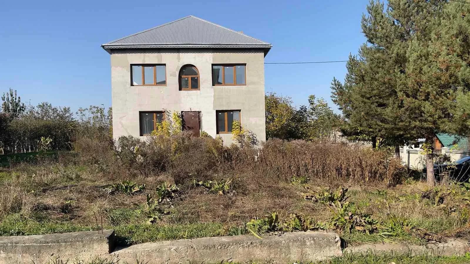 Будинок, Чернівці: тепла підлога, рекуперація, 9 соток