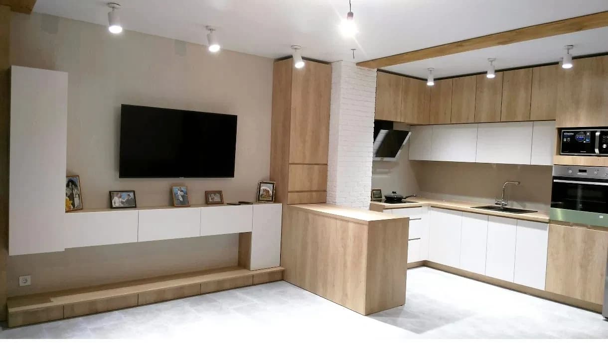 Євродвушка у ЖК Парковий: вид на парк, кухня-вітальня 30 м² - фото 5