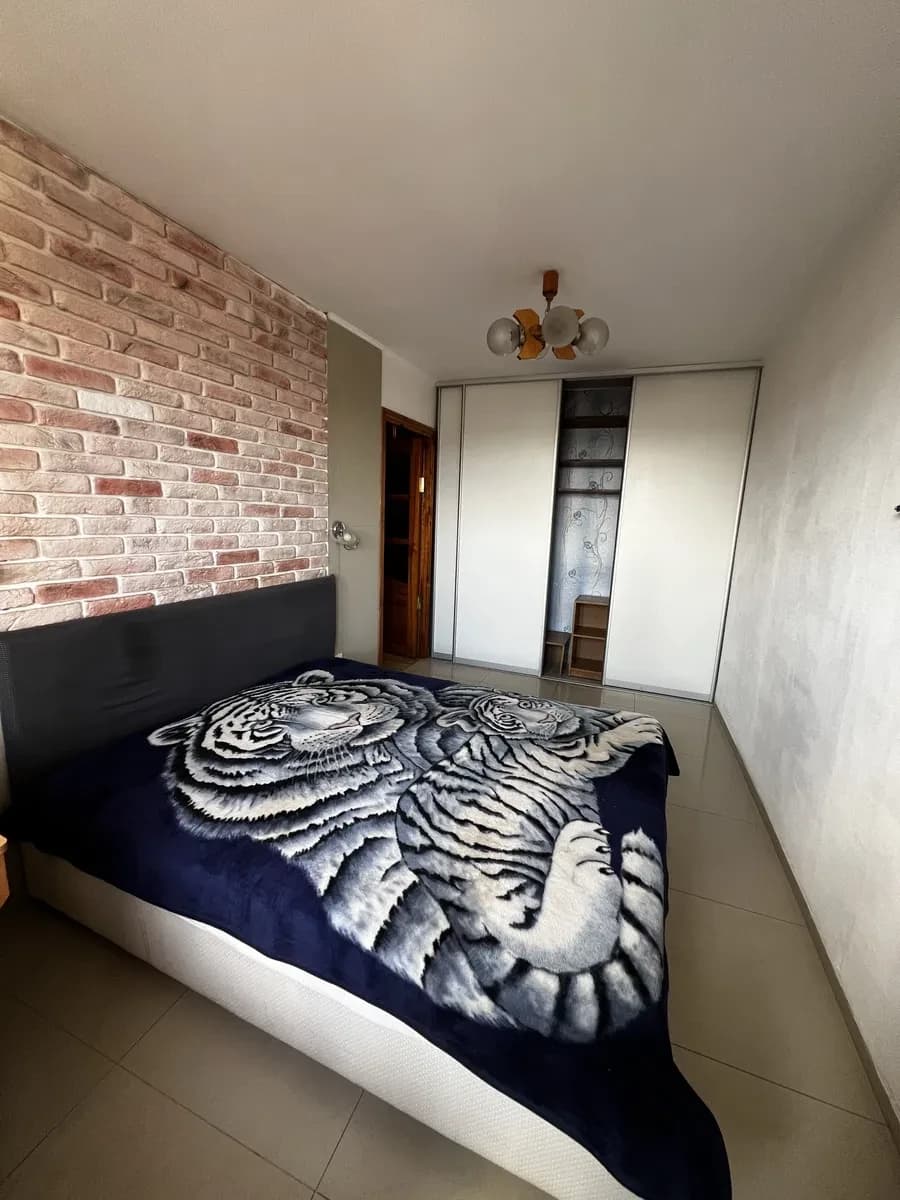 2-кімнатна квартира, Шостка: ремонт, окремі кімнати, гараж 108 м² - фото 5