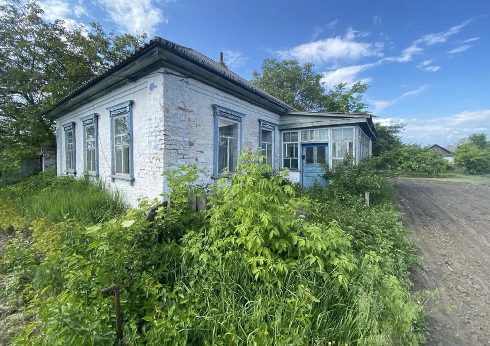 Будинок, Підставки: 25 соток, сад і господарські будівлі - фото 1