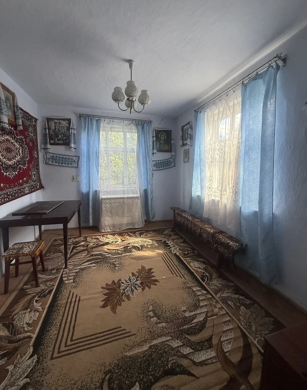 Будинок, Делієве: криниця, цегляні стіни, шиферний дах - фото 2