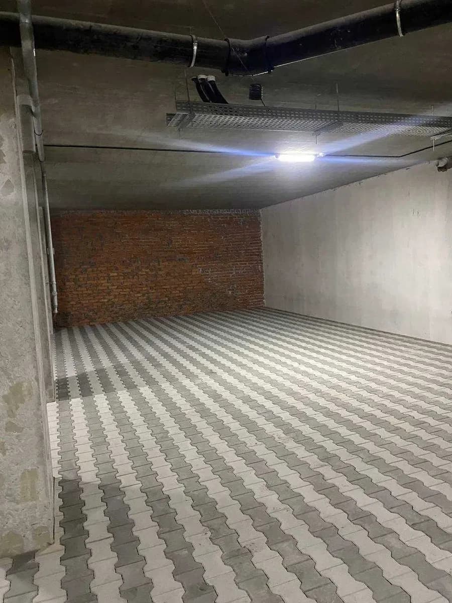 Паркомісце у ЖК Рів'єра: 2 місця, біля метро Славутич - фото 3