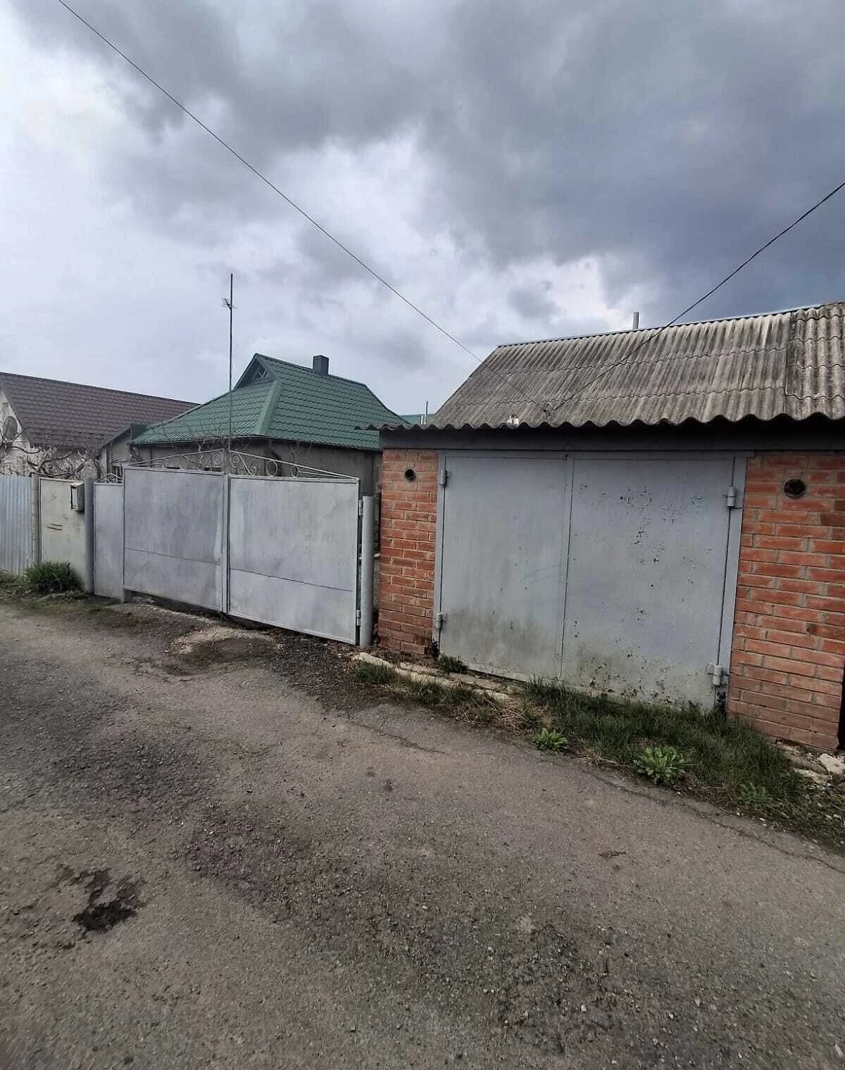 Частина будинку, Рибці: 2 спальні, гараж у дворі