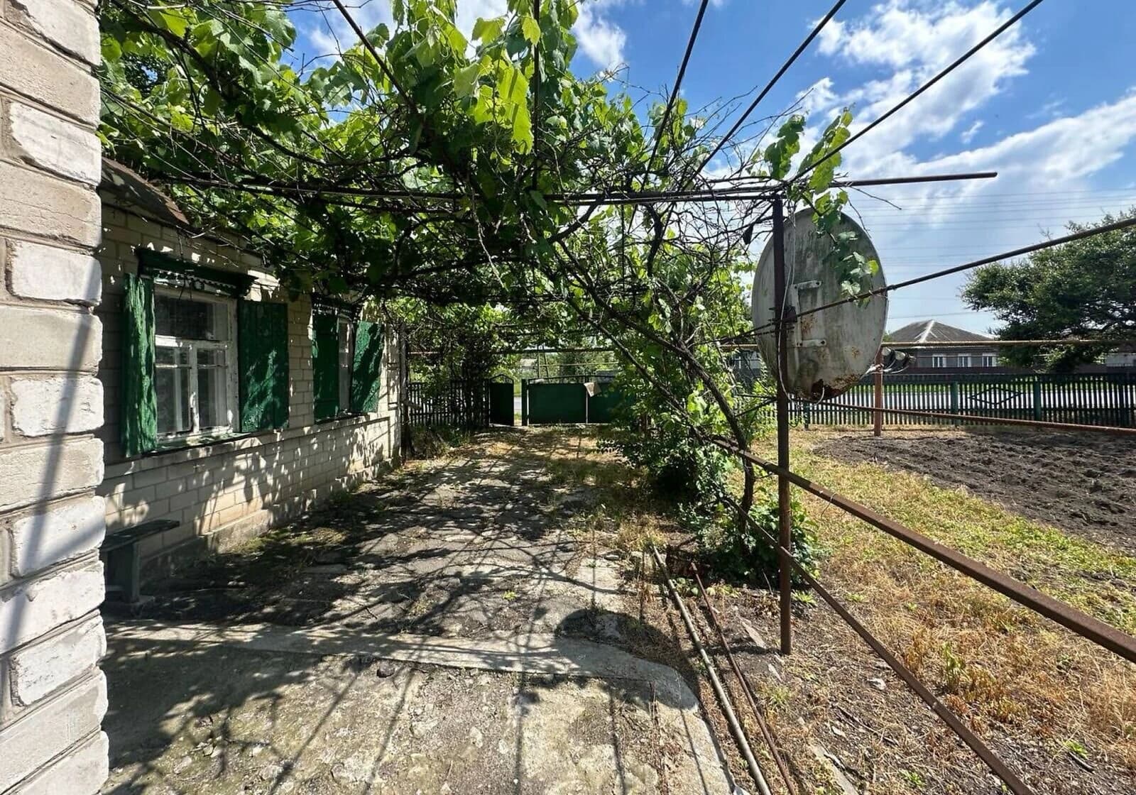 Будинок, Царичанка: 17 соток, літня кухня, цегляні стіни - фото 3