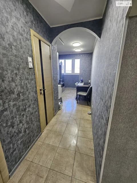 2-кімнатна квартира, Академіка Корольова: косметичний ремонт, бойлер - фото 4