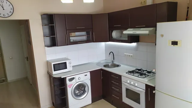 1-кімнатна квартира, Ліски: паркомісце, закритий двір - фото 2