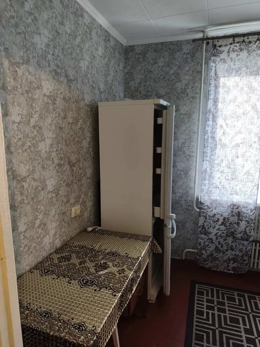 1-кімнатна квартира, Лівий берег: 11-й мікрорайон, тепло і вода без світла - фото 2