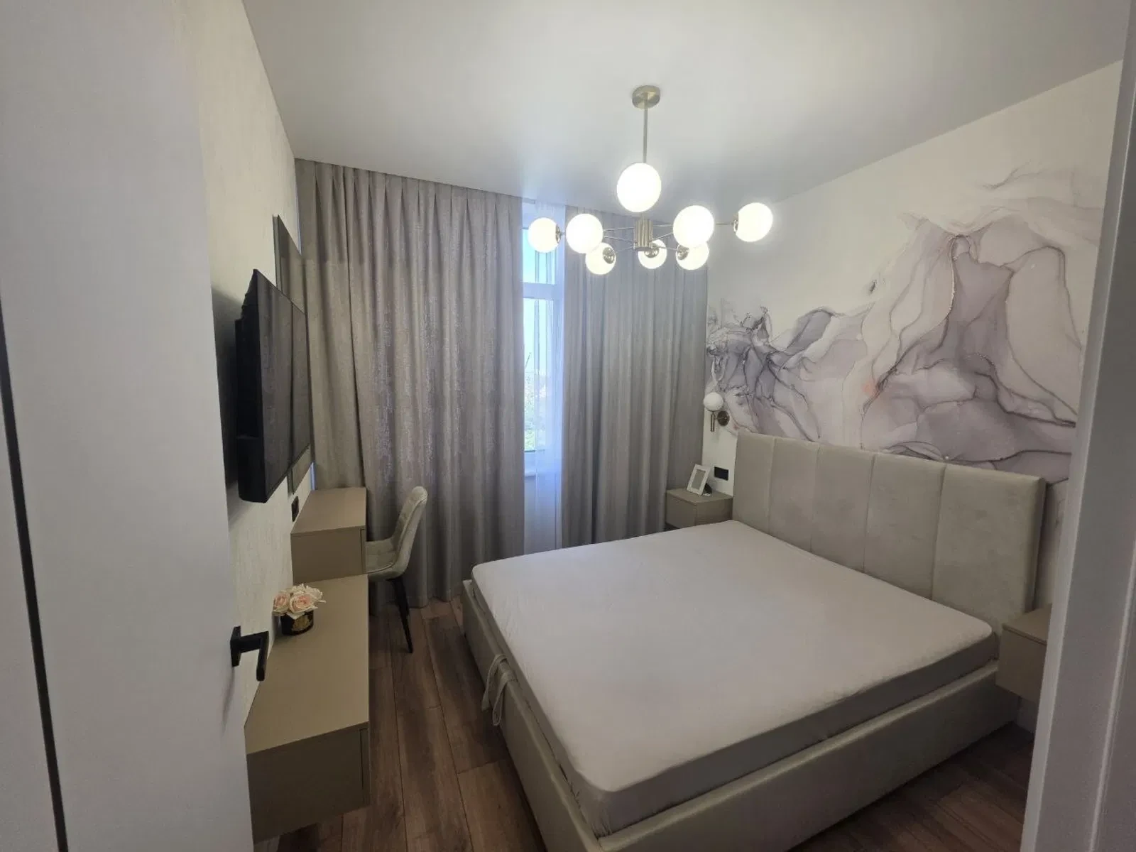 Євродвушка у ЖК Kadorr City: інвертор 4 кВт, генератор, паркінг - фото 1