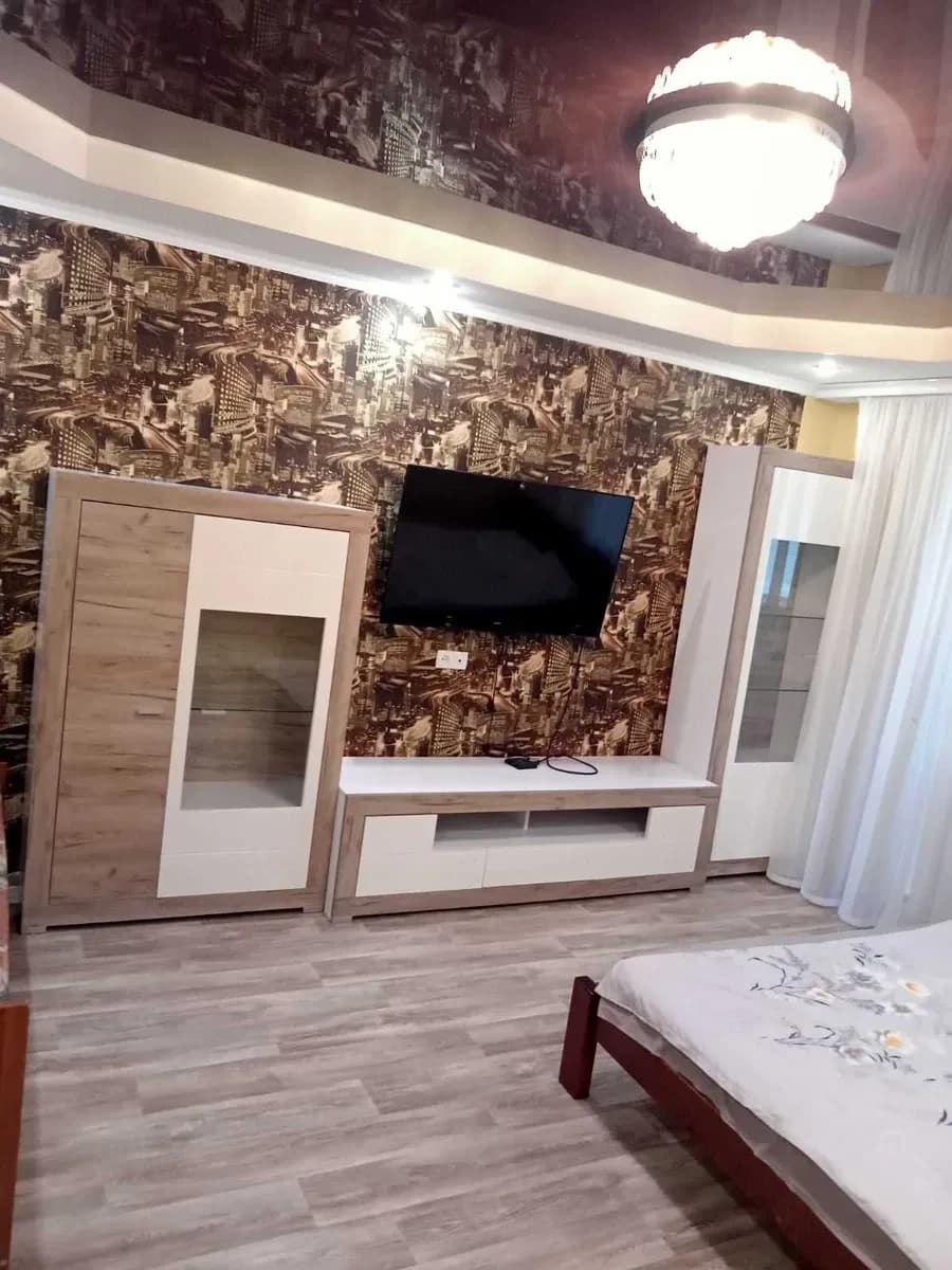 2-кімнатна квартира, 5-й мікрорайон: сучасний ремонт, меблі - фото 5