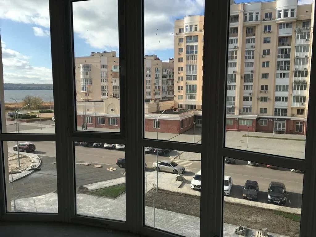 Студія у ЖК Ривьера: вид на річку, панорамні вікна, під чистову - фото 3