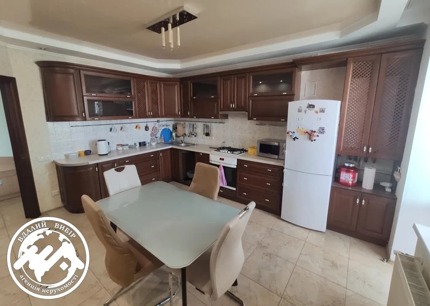 3-кімнатна квартира у ЖК Мікрорайон Поділля: інвертор, спортзал 60 м² - фото 3