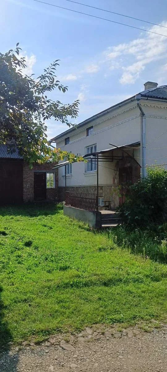 Будинок, Добромиль: 17 соток, єОселя, два гаражі
