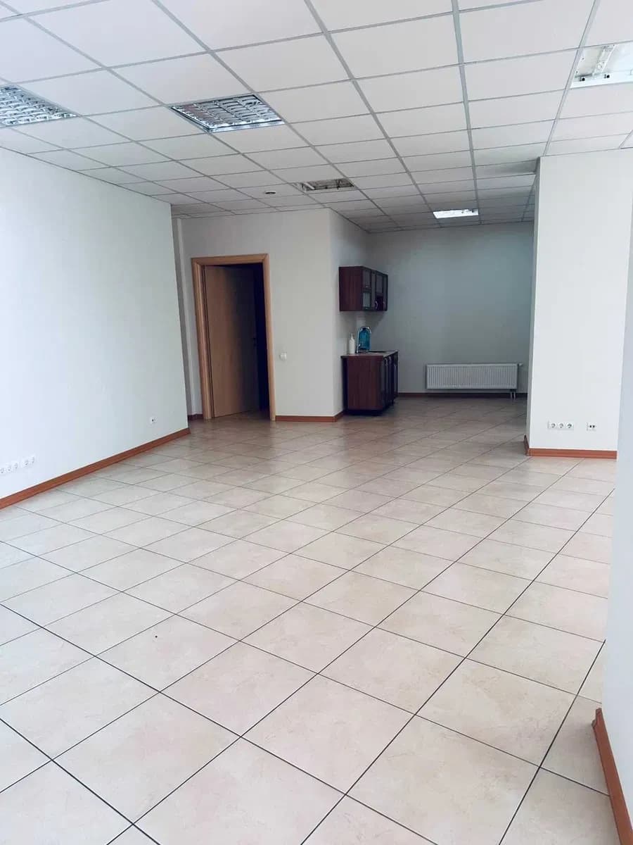 Офіс у ЖК «Белый Парус»: генератор, підземний паркінг, фасадне