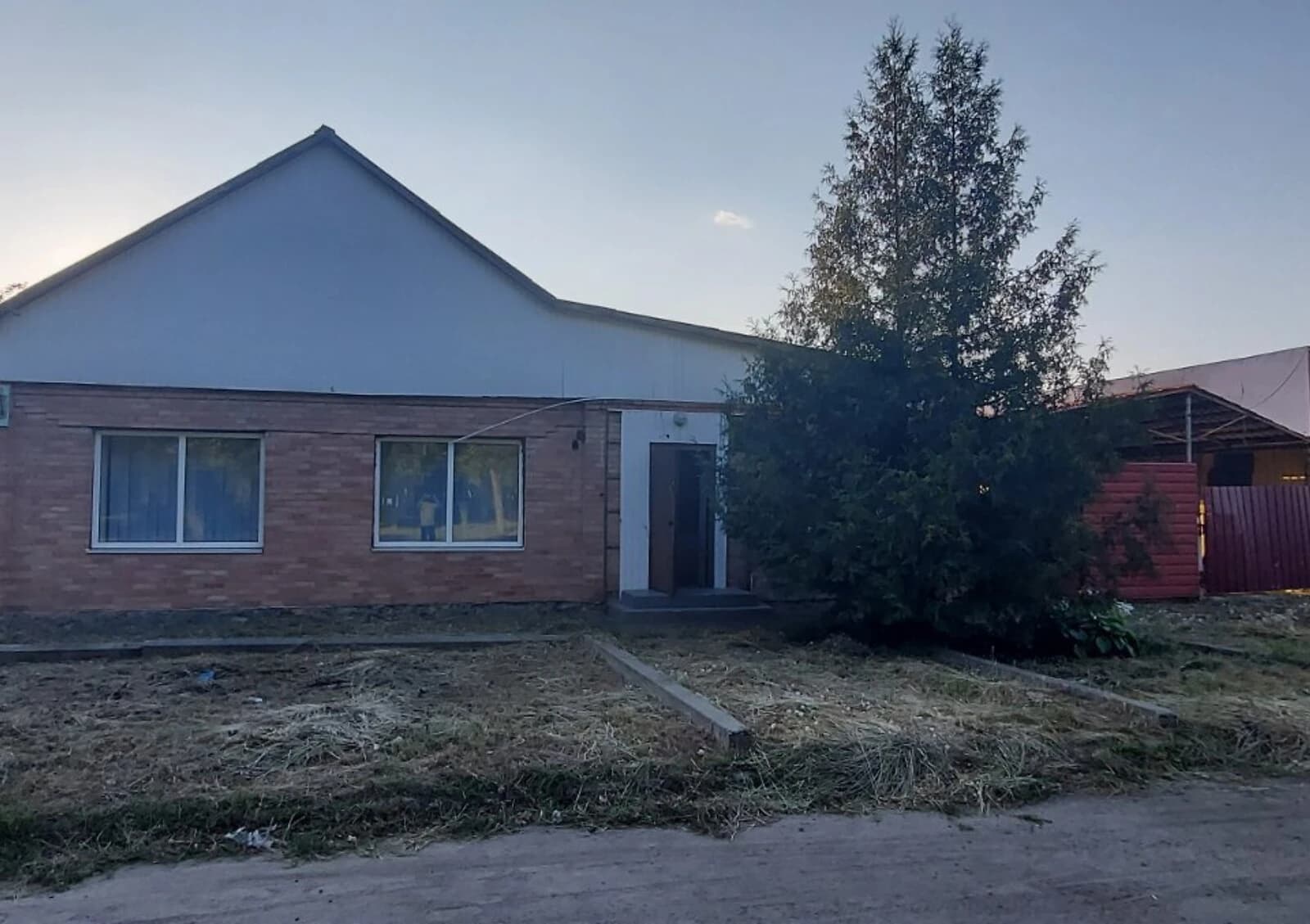 Спеціальне приміщення, Лубни: два входи, газове опалення - фото 5