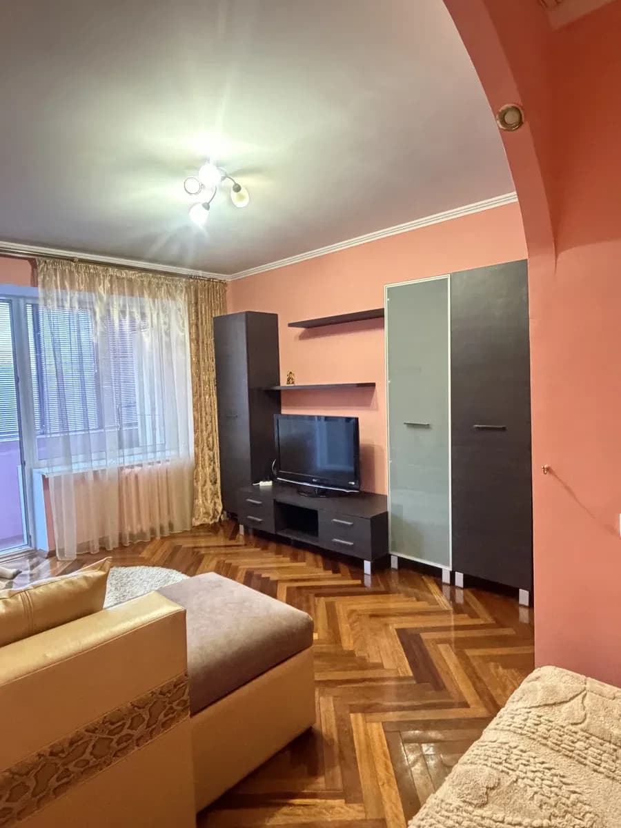 1-кімнатна квартира, Шевченківський: чешка, балкон - фото 2