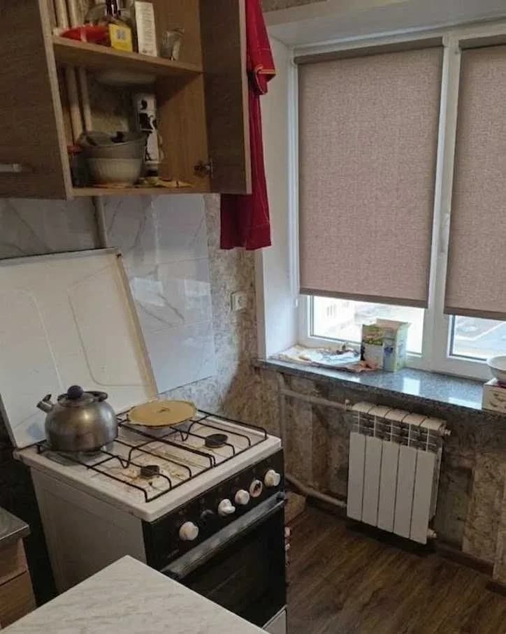 1-кімнатна квартира, Новобаварський: метро пішки, цегляний будинок - фото 4