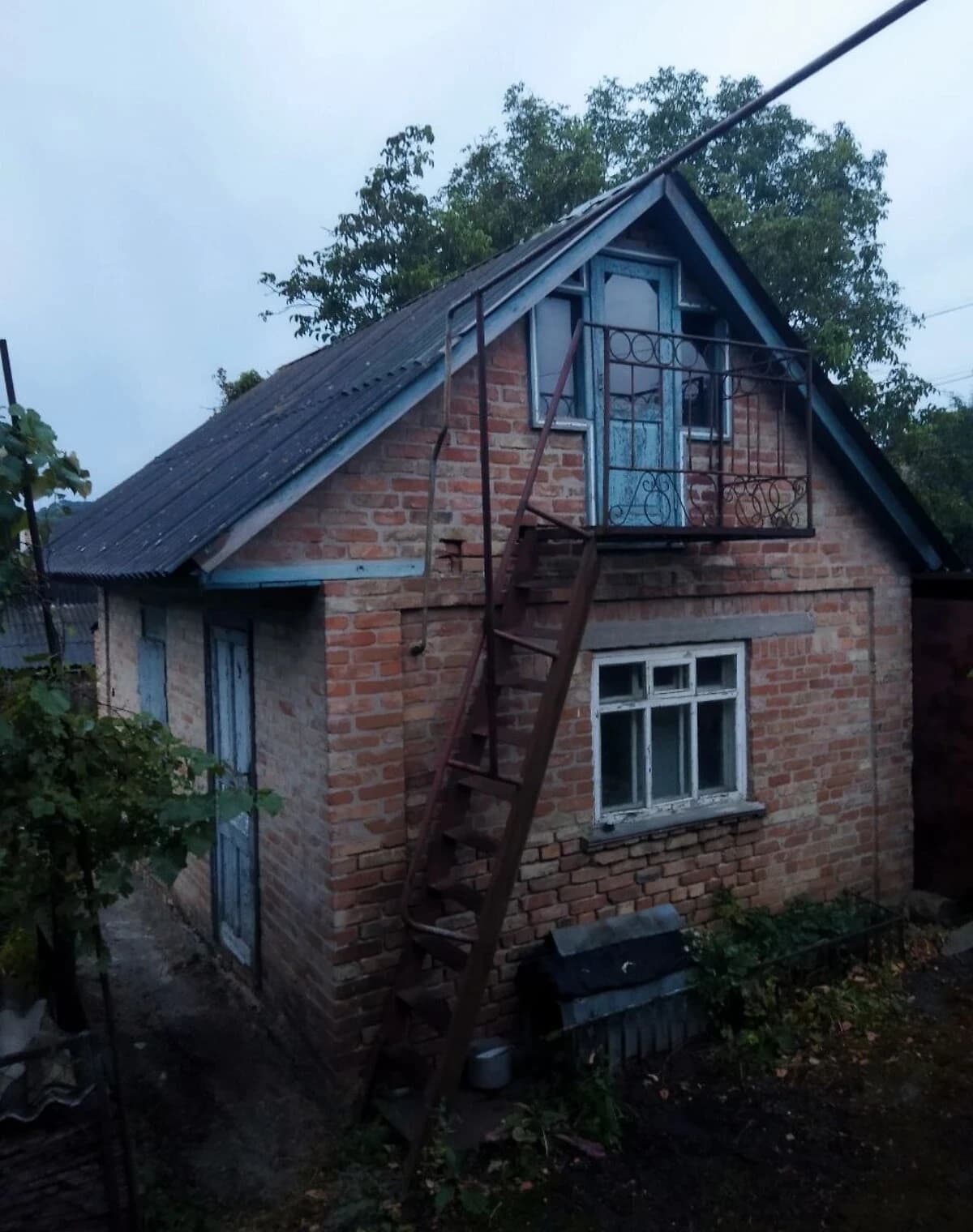 Будинок, Корсунь-Шевченківський: гараж у цокольному поверсі, літня кухня - фото 5