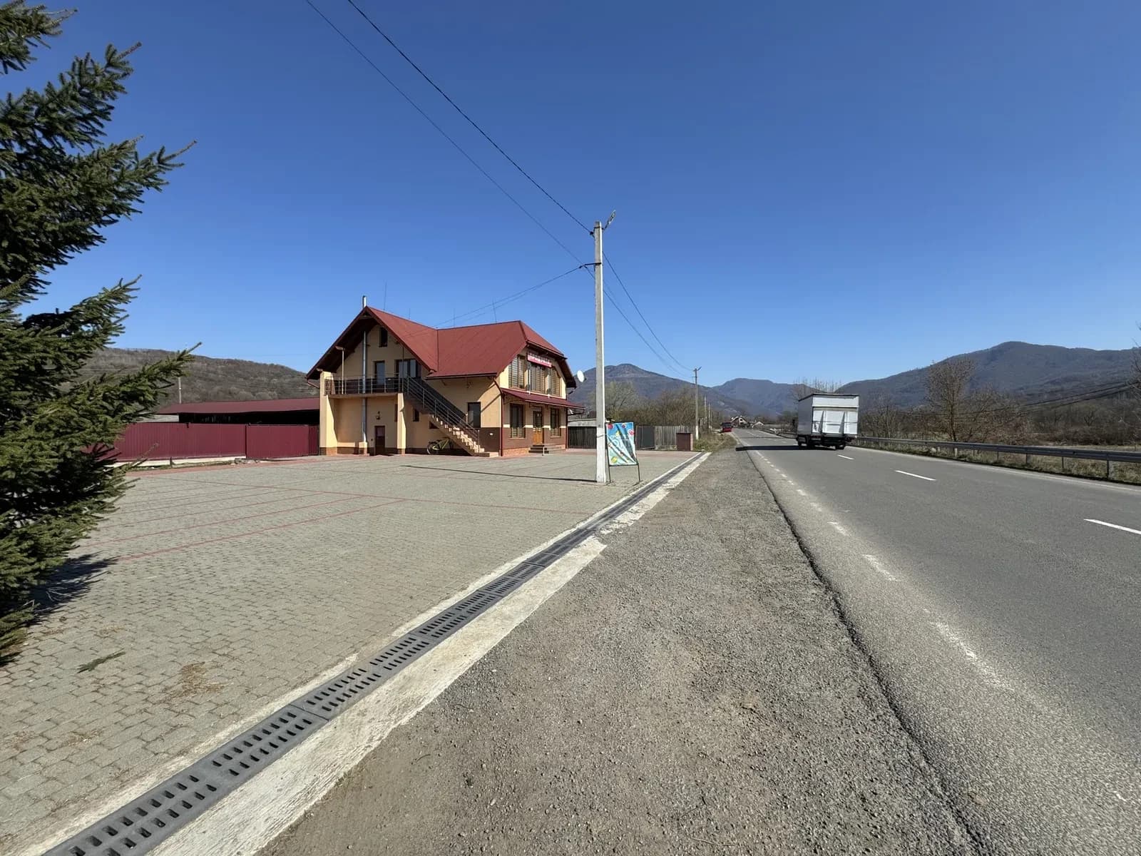 Приміщення, Великий Бичків: парковка на 20 авто, автономне опалення - фото 2