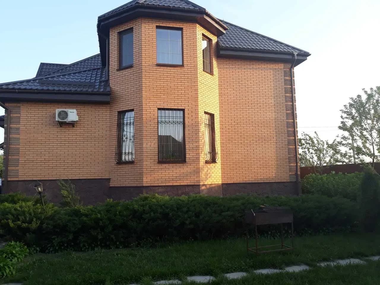 Будинок, Гора: гараж і навіс, тераса, генератор - фото 4