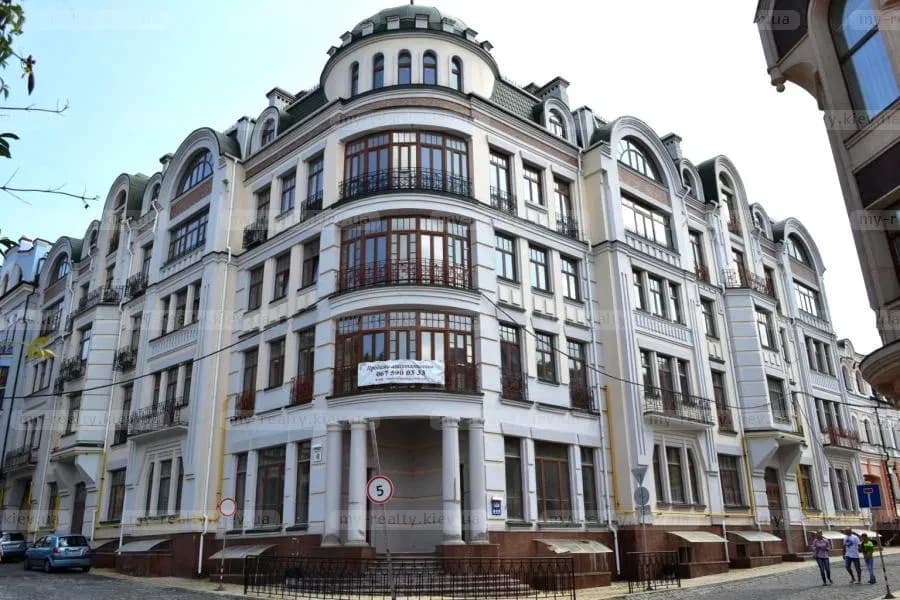 Офіс, Шевченківський: панорамні вікна, гостьовий паркінг