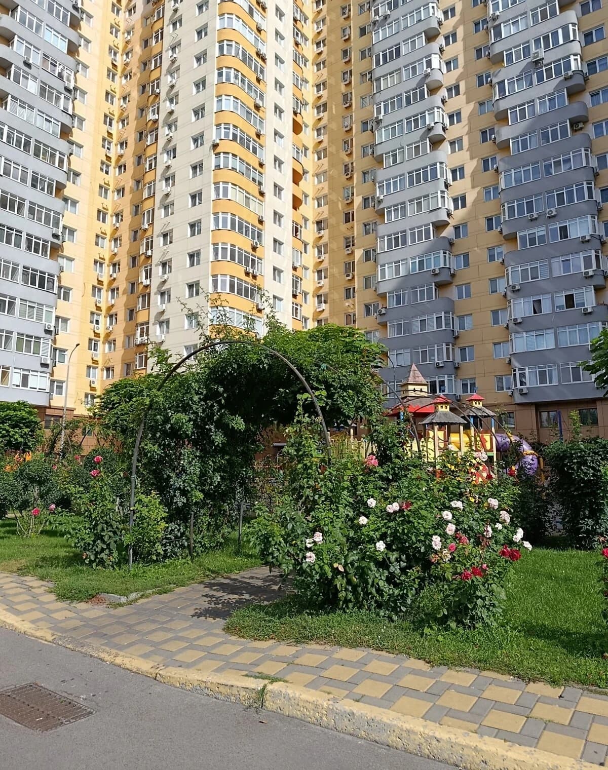 1-кімнатна квартира, Мінський Масив: кухня-студія, укриття, охорона - фото 2