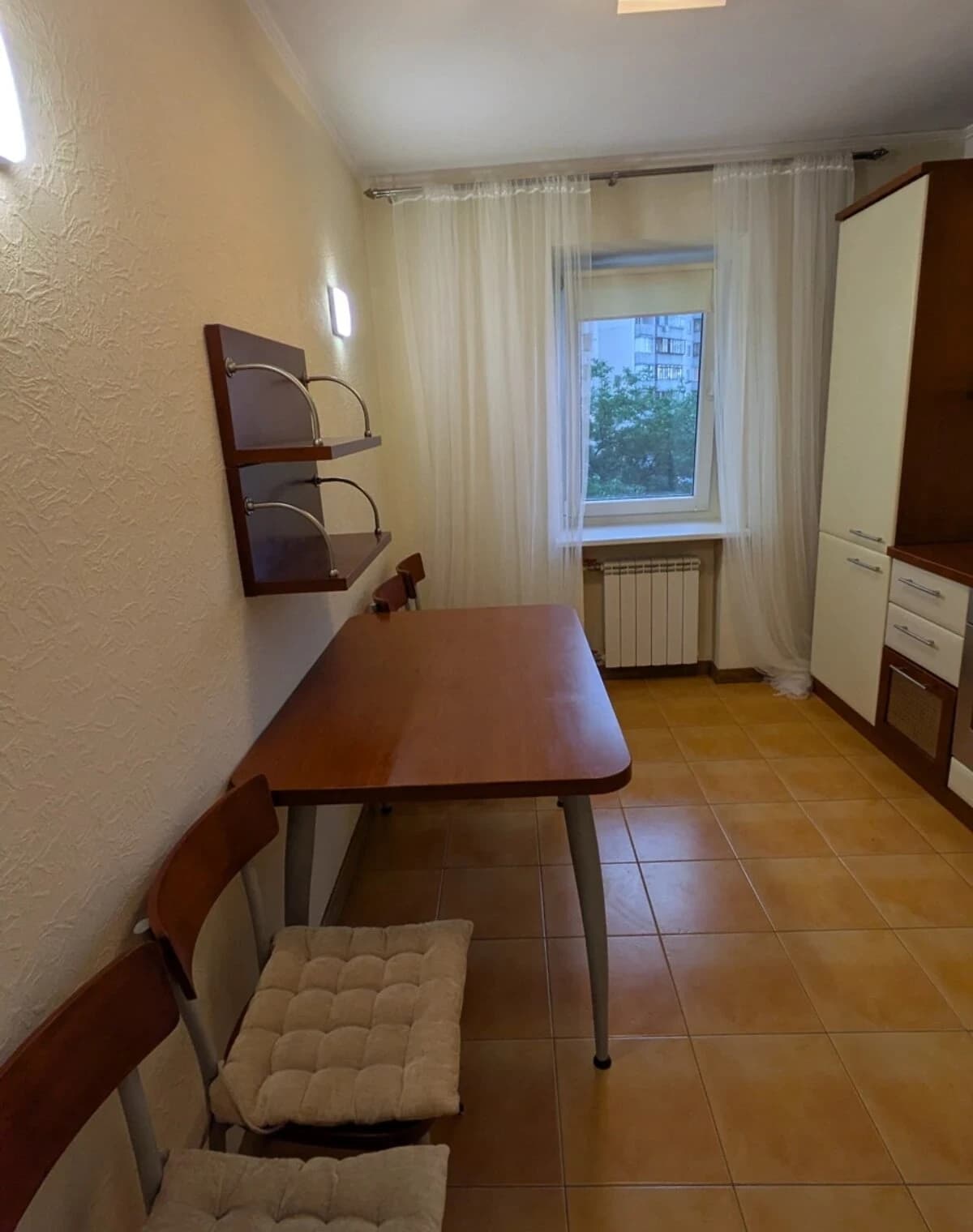 3-кімнатна квартира, Позняки: євроремонт, паркет, метро Осокорки - фото 4