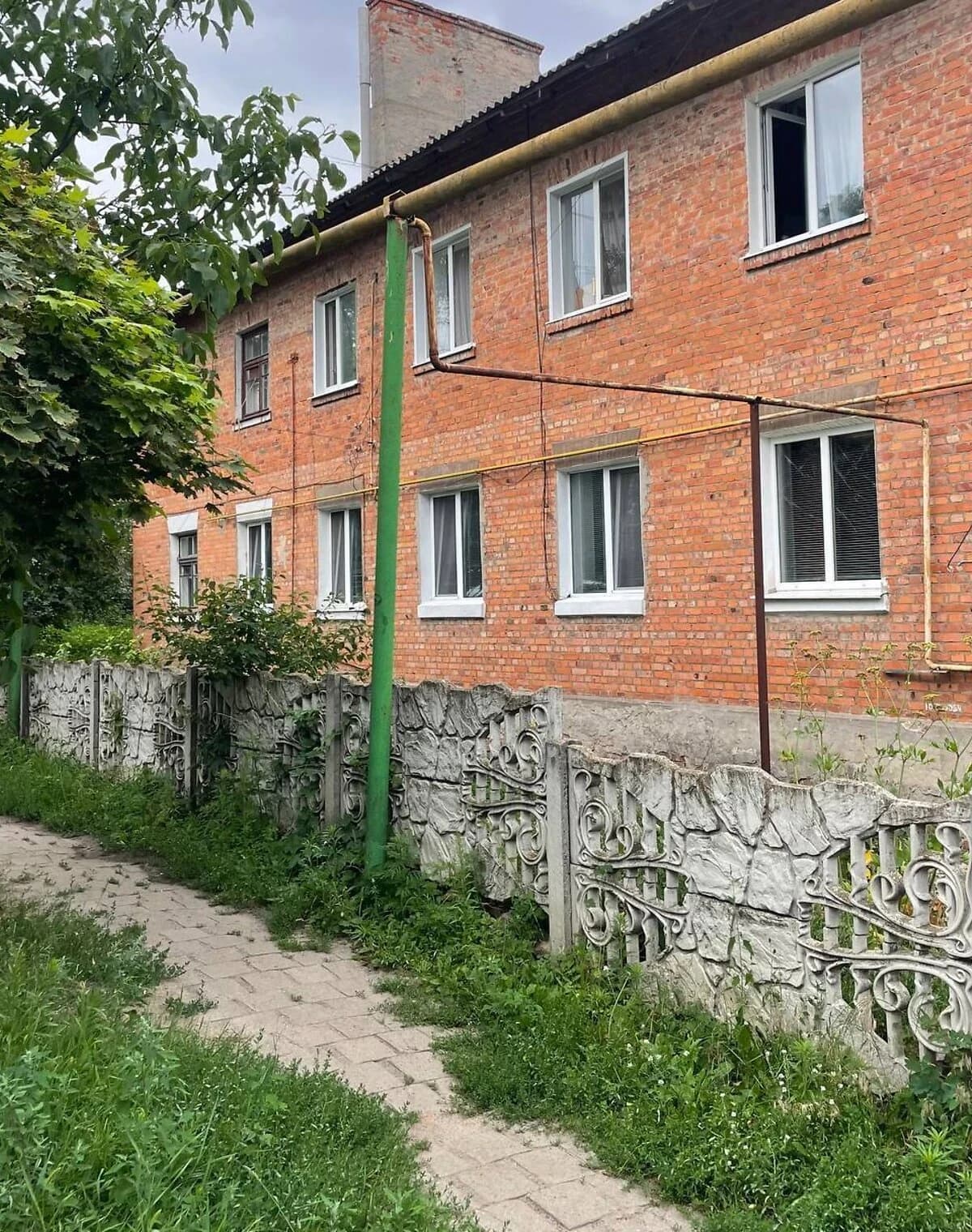 2-кімнатна квартира, Богодухів: опалення без світла, душ без сходинок - фото 1