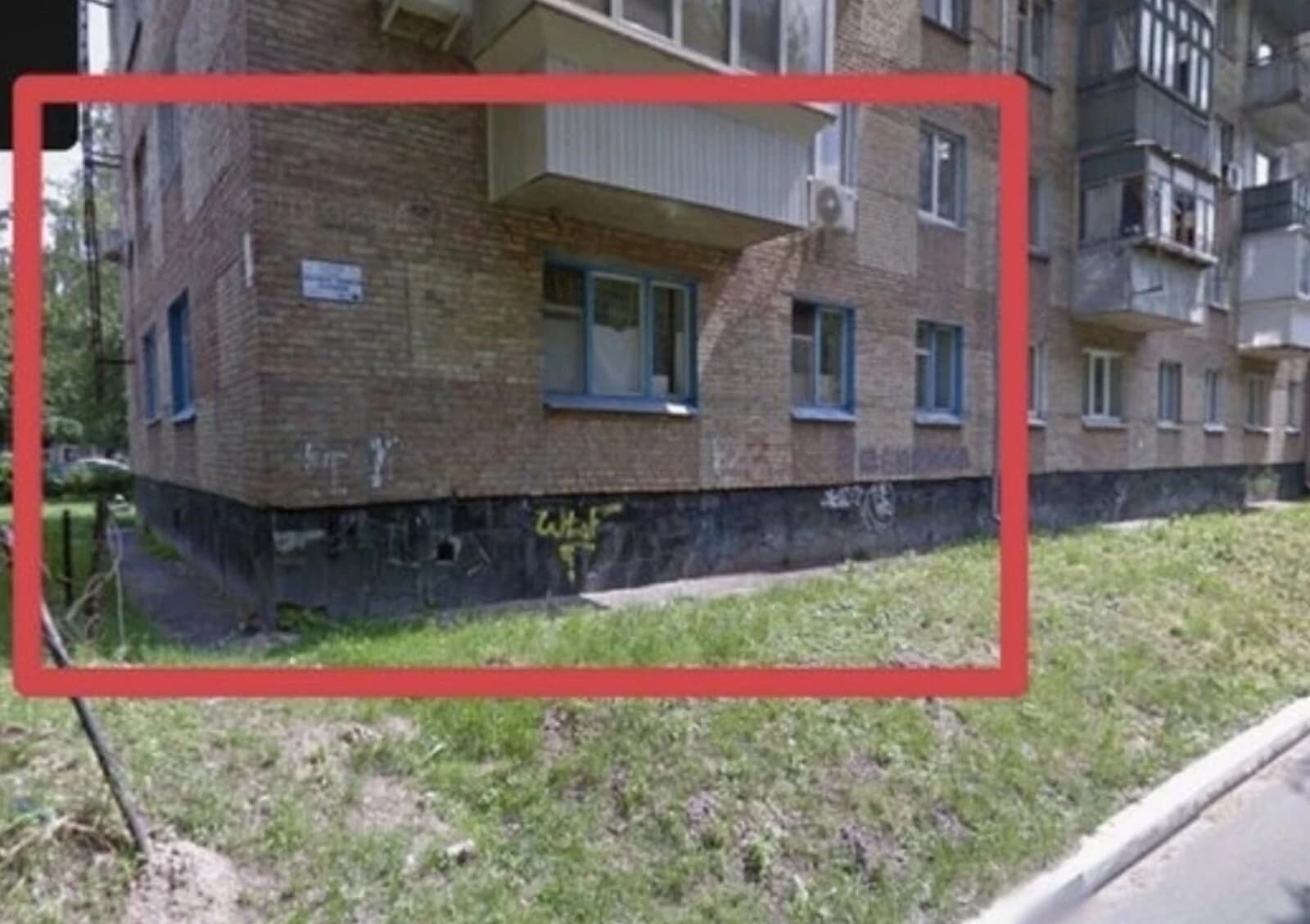 3-кімнатна квартира, Бровари: цегляні стіни, внутрішній двір - фото 5