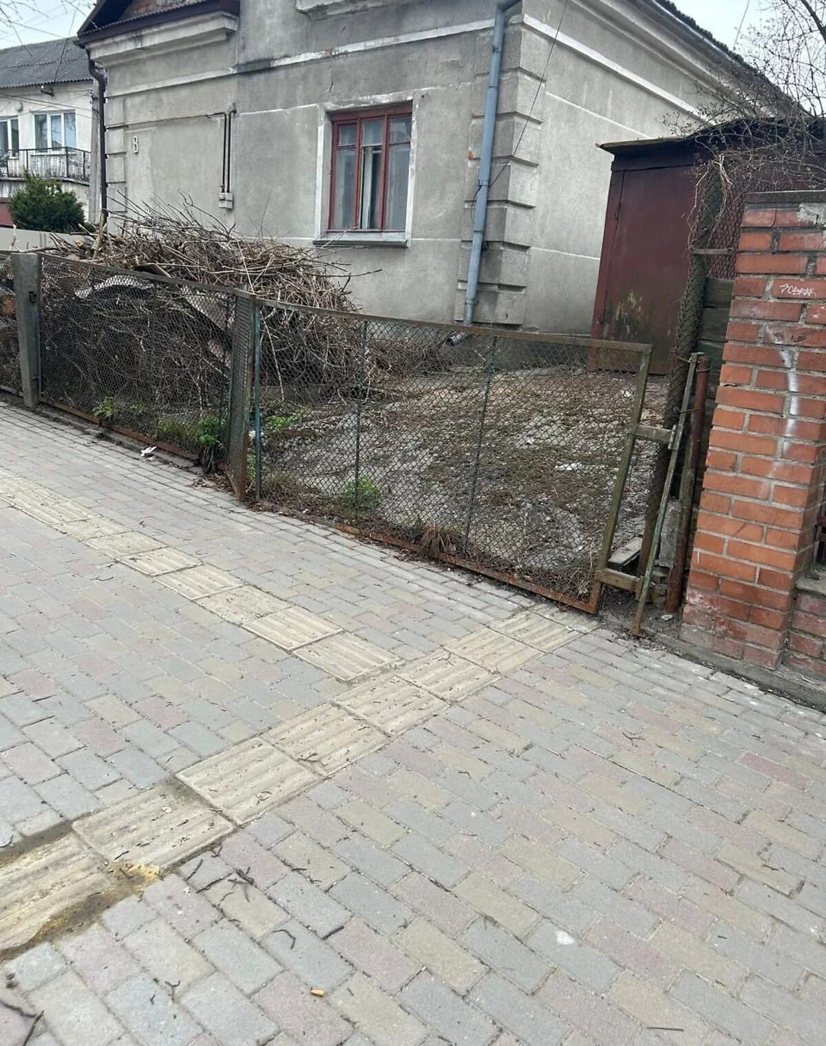 Частина будинку, Старий парк: ділянка, 2 спальні, гараж у дворі - фото 2