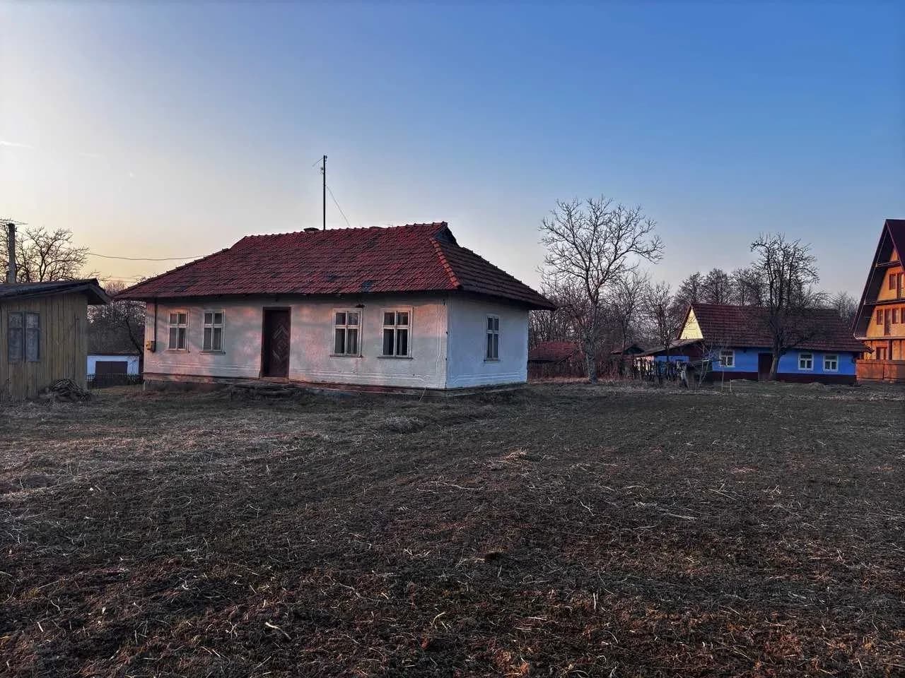 Будинок, Спас: 60 соток, господарські споруди, торг - фото 4