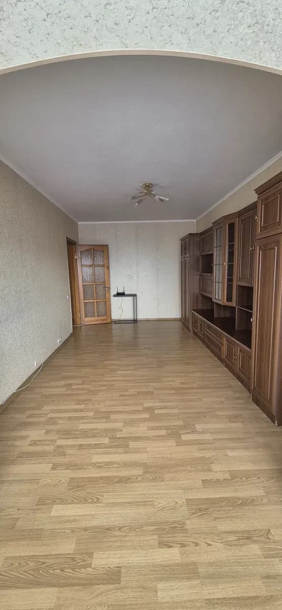 2-кімнатна квартира, Дніпровський: вид на озеро, метро 10 хвилин - фото 2