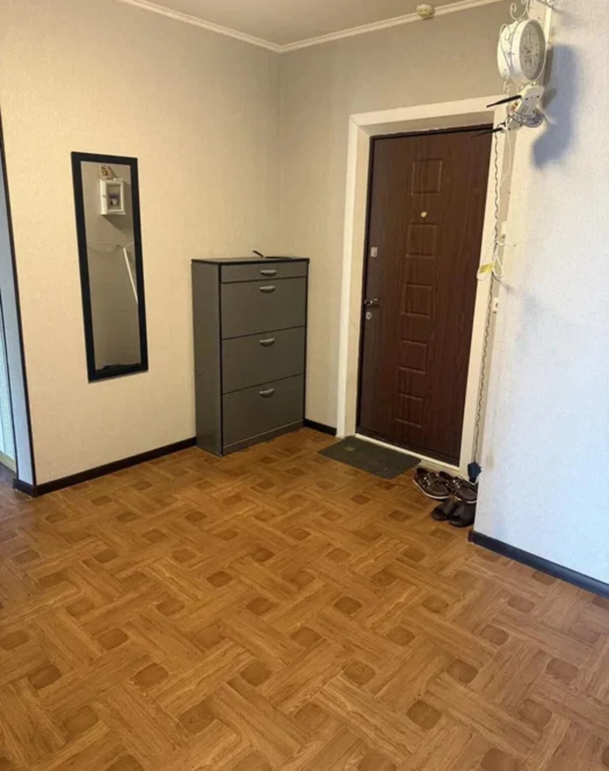 2-кімнатна квартира, Мостицький Масив: вода та ліфт без світла