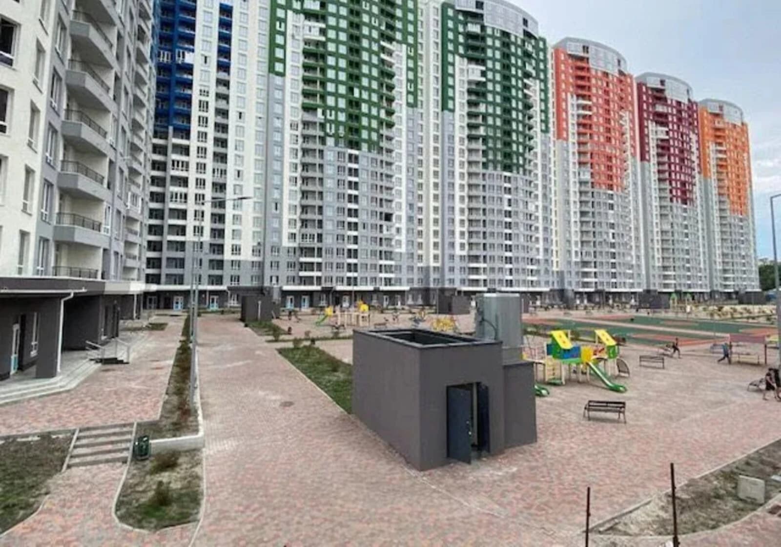 1-кімнатна квартира, Київ: кухня-студія, відеонагляд