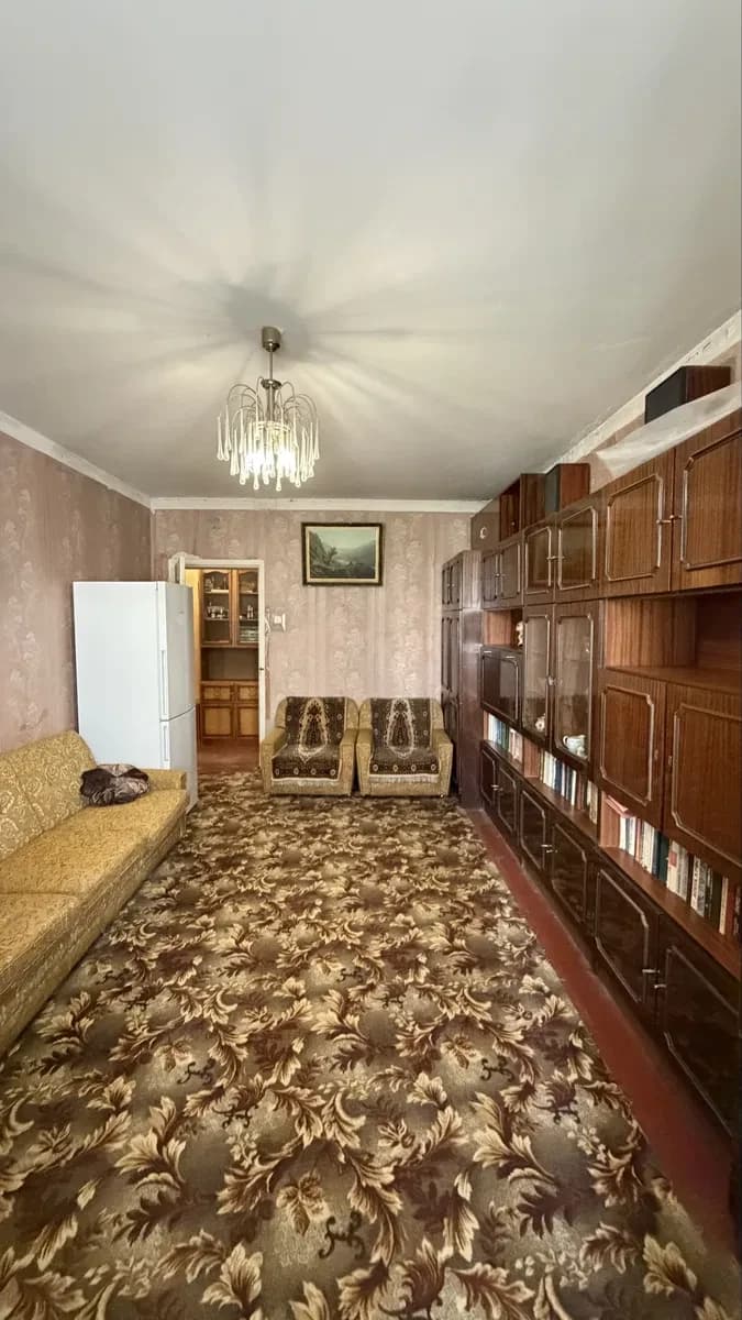 1-кімнатна квартира, Святошинський: Академмістечко, засклений балкон
