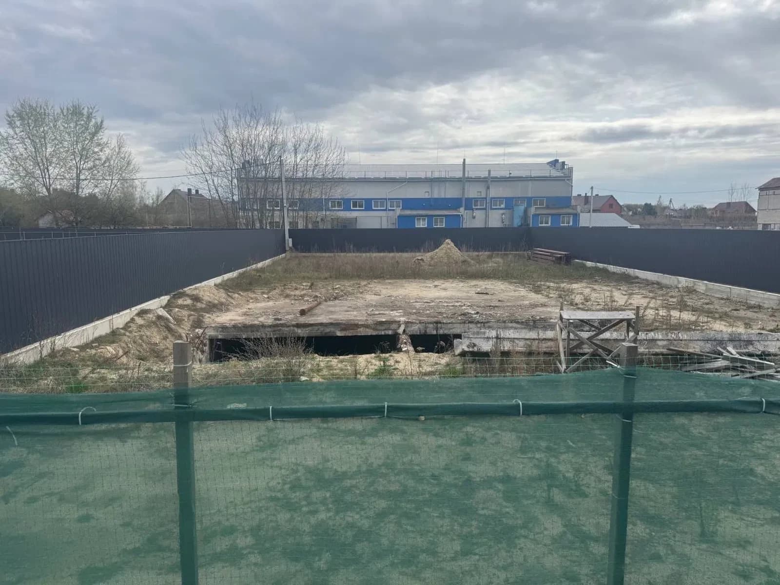 Ділянка 9,74 соток, Луцьк: ангар 420 м², підвал 200 м² - фото 4